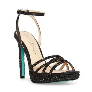 BETSY JOHNSTON SANDAL HEELS BLACK